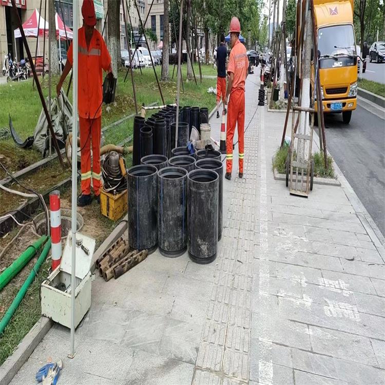 滨湖管道短管置换修复